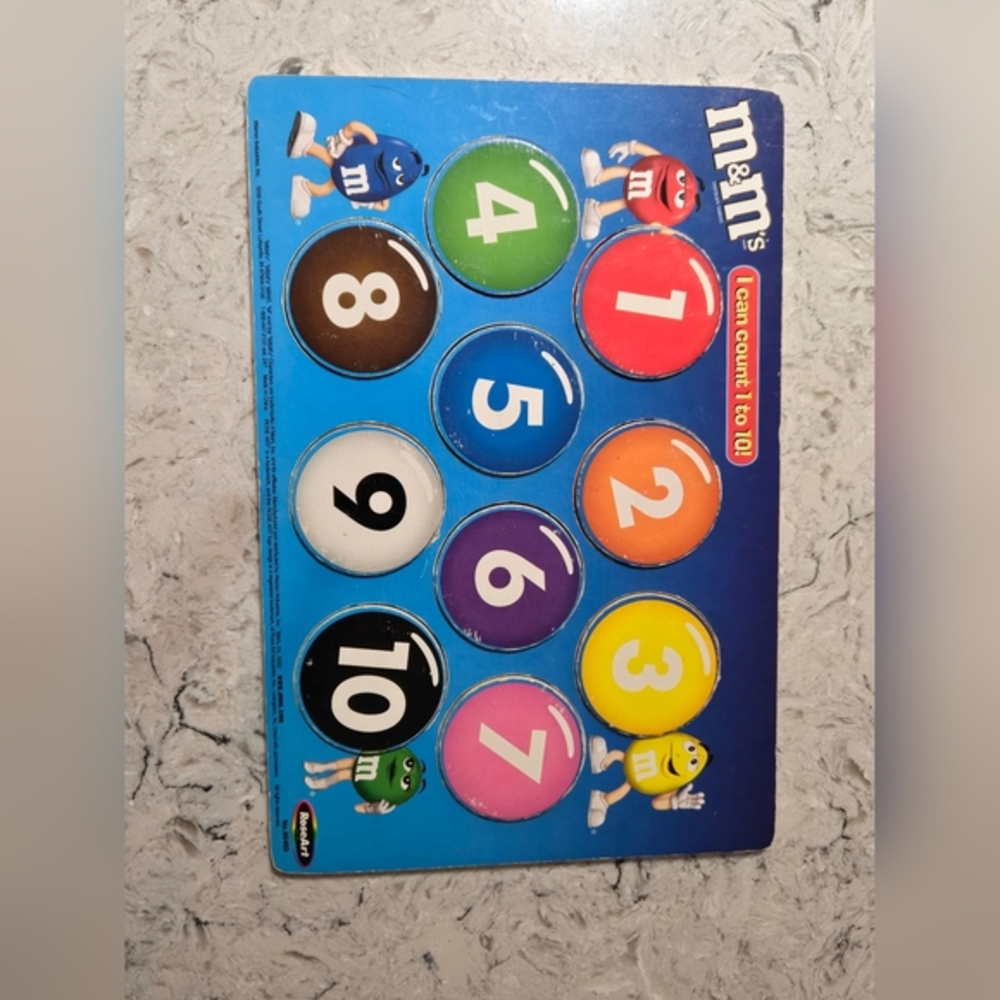 1089 M & M's "I can count 1 to ten" wooden puzzle.